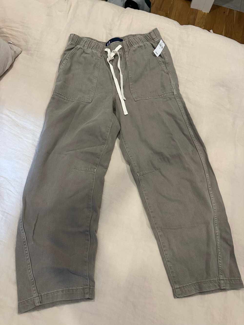 GAP Women's Faded Green Drawstring barrel leg pull on pants